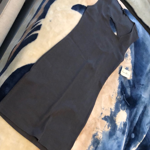 Dress - Picture 1 of 5